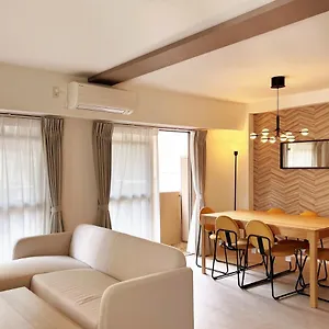 https://southern-court-higashi-shinsaibashi.hotels-osaka.net